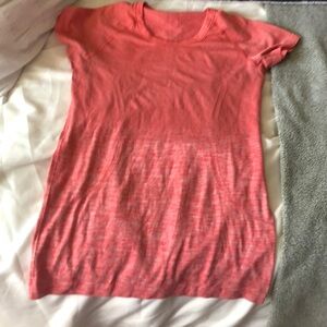 Pink workout t shirt (Lululemon)